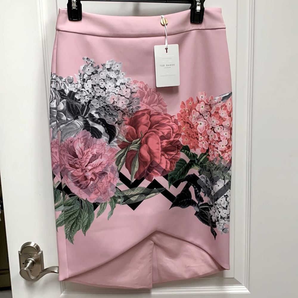 🌸NEW Ted Baker Pink Palace Flower Floral Gardens Soella Tulip Hem Pencil Skirt
